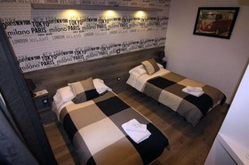 Hostal MH Fuencarral