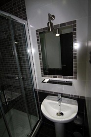 Hostal MH Fuencarral