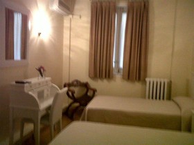 Hostal Manuela by gaiarooms