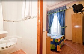 Hostal Oporto