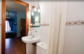 Hostal Oporto