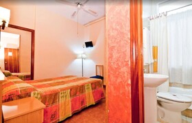 Hostal Oporto