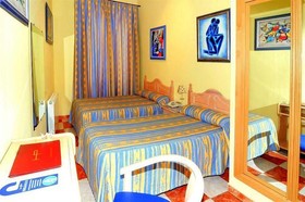 CH Plaza D'Ort Rooms Madrid