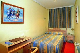 CH Plaza D'Ort Rooms Madrid