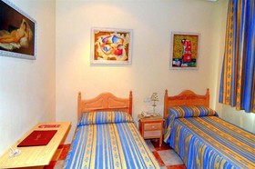 CH Plaza D'Ort Rooms Madrid