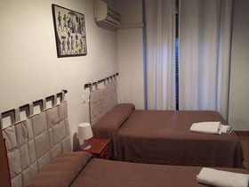 Hostal Rayuela