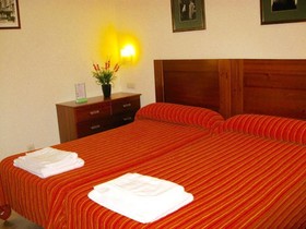 Hostal Tirso Plaza