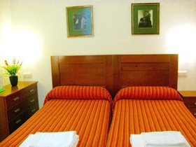 Hostal Tirso Plaza