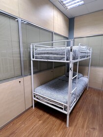 Hostel Acacias