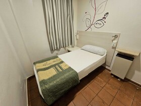 Hostel Almansa