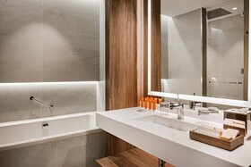 Hotel Círculo Gran Vía, Autograph Collection