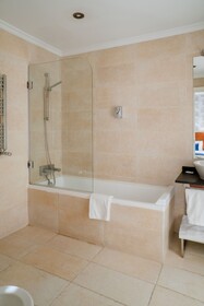 Hotel ITC Infantas by Soho Boutique