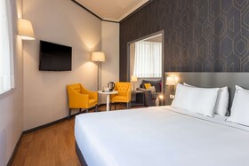 Hotel Madrid Plaza España Affiliated by Meliá