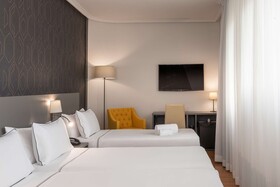 Hotel Madrid Plaza España Affiliated by Meliá