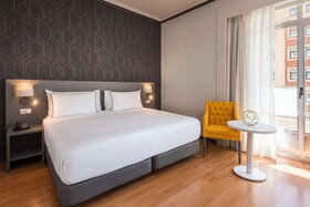Hotel Madrid Plaza España Affiliated by Meliá
