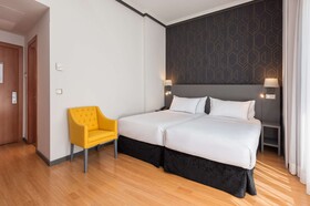 Hotel Madrid Plaza España Affiliated by Meliá