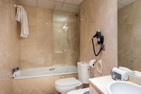 Madrid Airport Suites, Affiliated by Meliá
