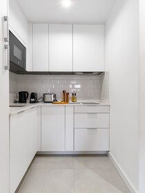 Limehome Madrid Calle Ave Maria