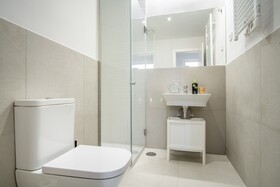 Limehome Madrid Calle Ave Maria