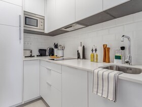 Limehome Madrid Calle Ave Maria
