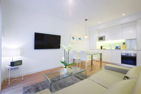 Madrid Centric by Madflats Collection