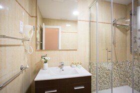 Madrid Suites San Mateo