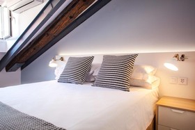 Malasaña Central Suites