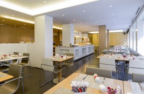 NH Collection Madrid Colon