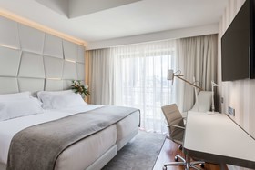 NH Collection Madrid Colon