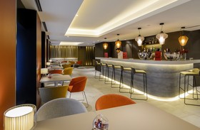 NH Collection Madrid Colon