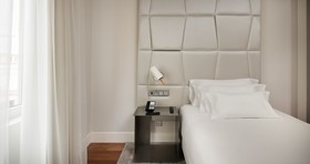 NH Collection Madrid Colon