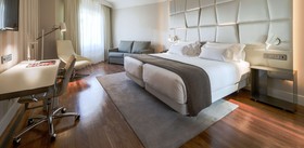 NH Collection Madrid Colon