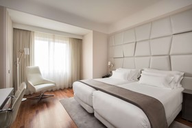 NH Collection Madrid Colon