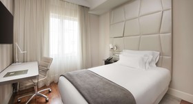 NH Collection Madrid Colon