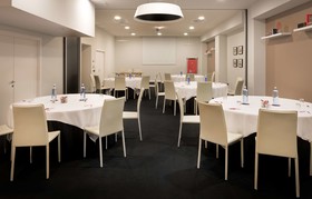 NH Collection Madrid Suecia