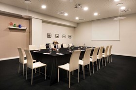 NH Collection Madrid Suecia