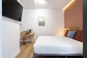 Olala Vallecas Mini Hotel