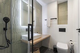 Olala Vallecas Mini Hotel