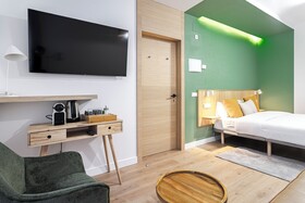 Olala Vallecas Mini Hotel