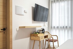 Olala Vallecas Mini Hotel