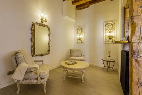 Oriente Palace Apartments