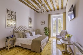 Oriente Palace Apartments