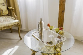 Oriente Palace Apartments