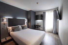 Petit Palace Plaza España
