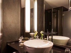 Pullman Madrid Airport & Feria