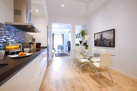 Reina Sofía Boutique by Madflats Collection