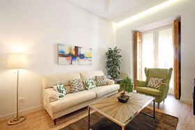 Reina Sofía Boutique by Madflats Collection