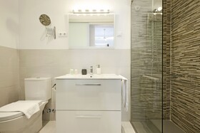 Reina Sofía Boutique by Madflats Collection