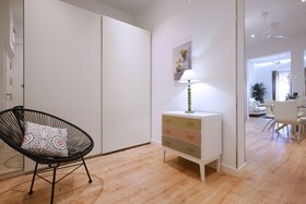 Reina Sofía Boutique by Madflats Collection