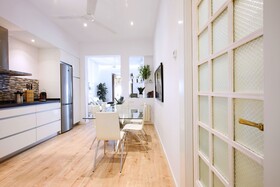 Reina Sofía Boutique by Madflats Collection